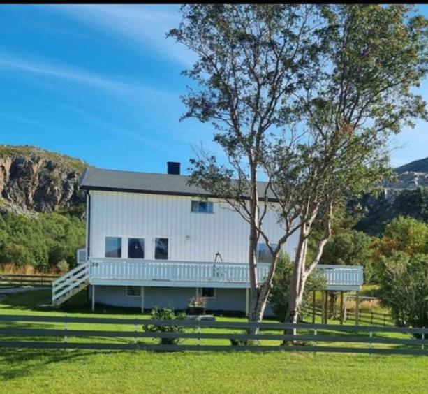 Grotfjord Villa Tromsø Eksteriør billede